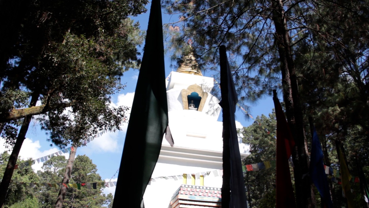 Muestran la gran Stupa de la paz, emblemático monumento budista ubicado en Valle de Bravo