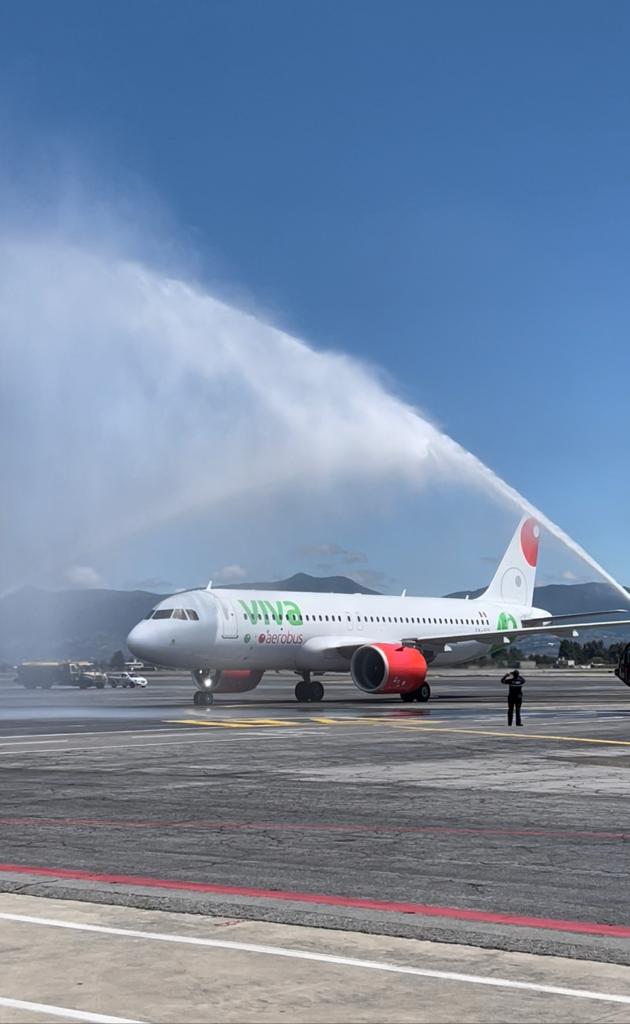 AITy Viva Aerobús festejan el regreso de la aerolínea a Toluca