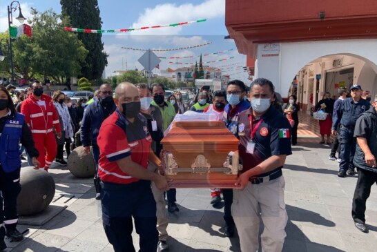 Despiden con honores al Comandante Ariel Pérez Baca, fundador de los servicios de emergencia de la zona norte del Estado de México