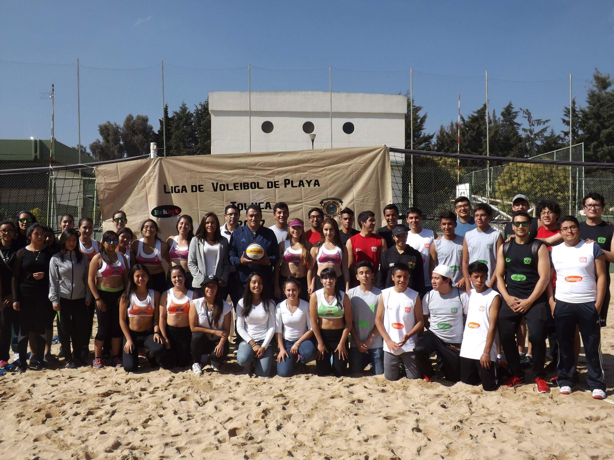 Inicia en la UAEM torneo de voleibol de playa