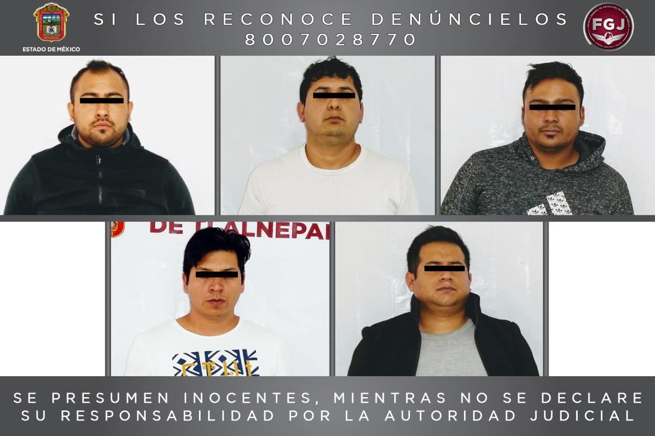 Detienen en Tlalnepantla a cinco sujetos investigados por el delito de robo con violencia