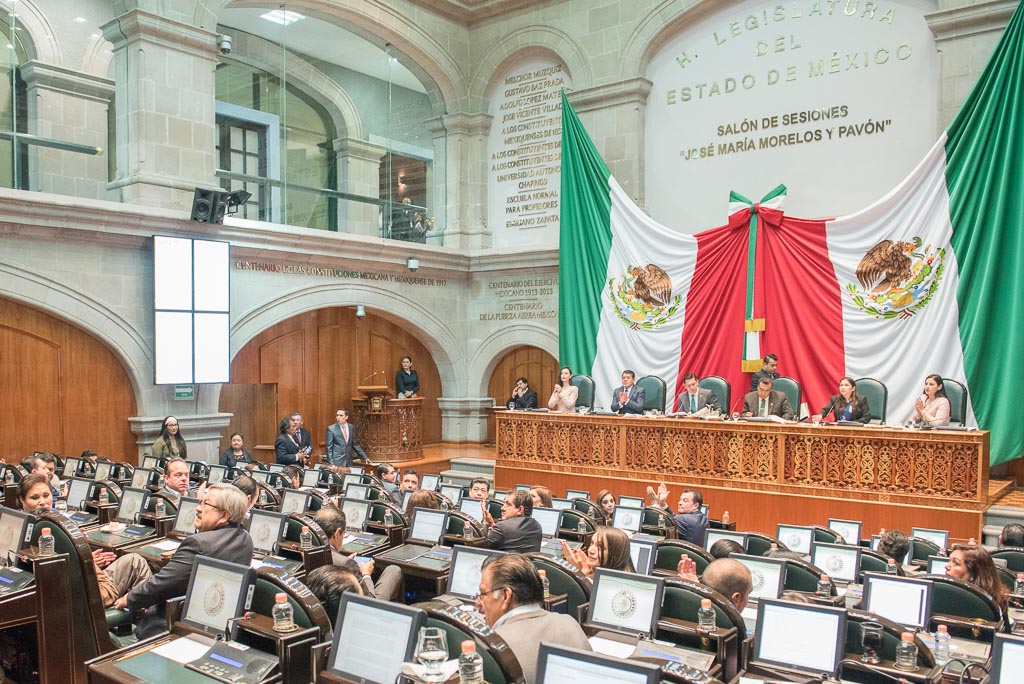 Recibe legislatura mexiquense propuestas de tablas de valores unitarios de suelo y construcciones