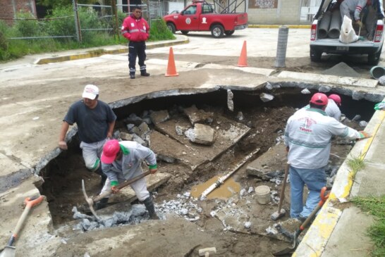 Atiende Agua y Saneamiento de Toluca socavón en la colonia Rancho Maya