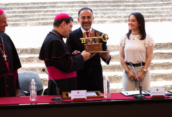 Recibe Metepec primera visita de nuevo Arzobispo de Toluca