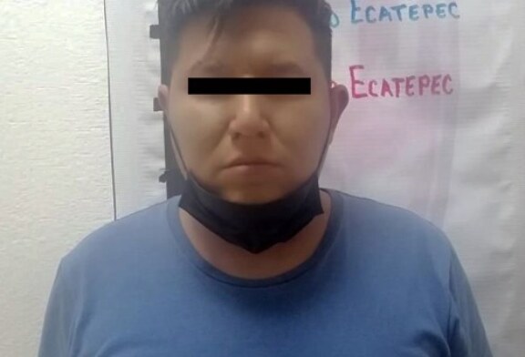 De día era policía municipal de Ecatepec por la noche robaba en Chimalhuacán 