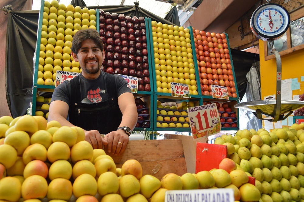 Es Edoméx primer lugar nacional en cantidad de comercios de frutas y verduras