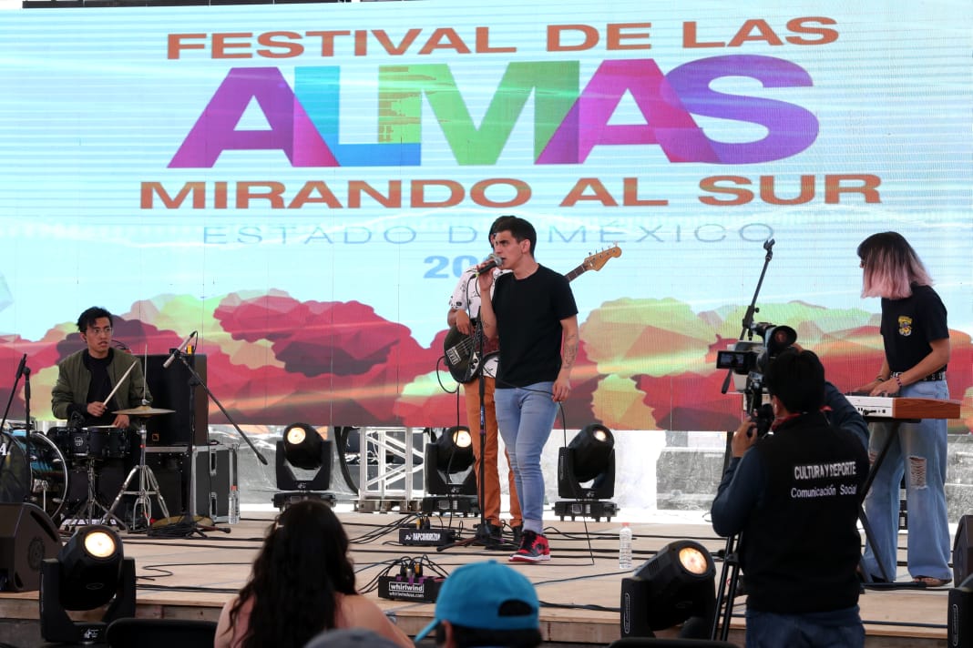 Luce compañía de danza del estado de México en festival de las almas