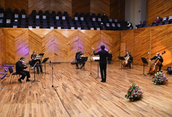 Deleita OSEM con interpretación de Schubert al público mexiquense