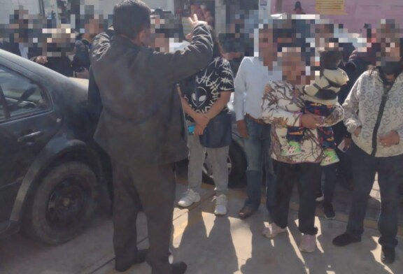 Riña en escuela Metepec deja 4 lesionados, Policía Municipal ubica a los posibles implicados.