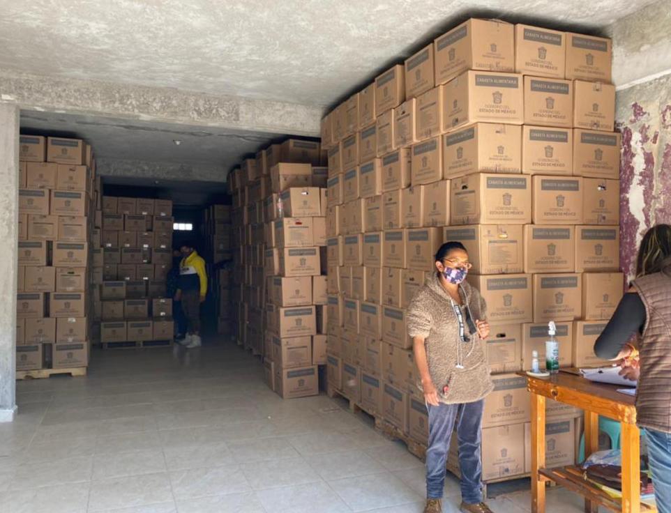 Por falta de medidas de salud clausuran bodega en Metepec donde se repartían despensas del gobierno estatal