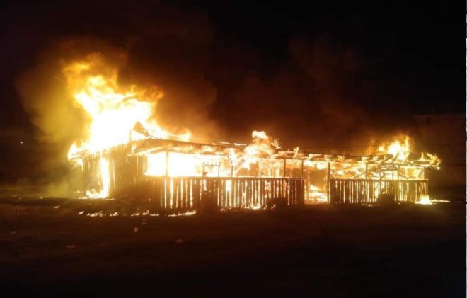 Arde “La Cabaña” en Texcapilla, no hay lesionados.