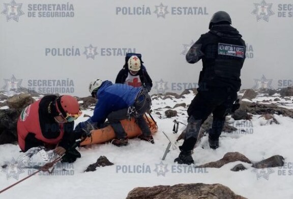 Rescatan cuerpo sin vida de un hombre accidentado en el volcán Iztaccíhuatl
