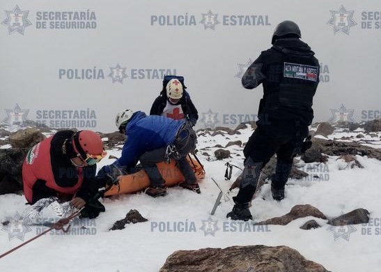 Rescatan cuerpo sin vida de un hombre accidentado en el volcán Iztaccíhuatl