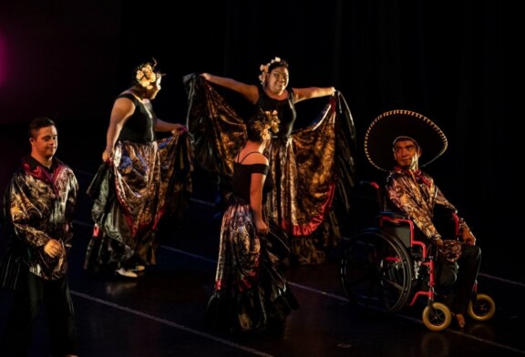 Presenta ballet mexicano de la discapacidad coreografía “capacidad/dis” ante mexiquenses