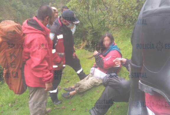 Rescata secretaría de seguridad a nueve personas extraviadas en la cañada de Tlanixco