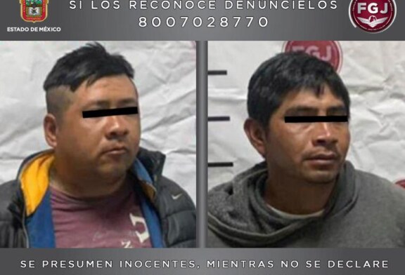 Aseguran a dos sujetos por un robo con violencia en Naucalpan 