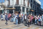 Vendedores ambulantes bloquean el centro de Toluca
