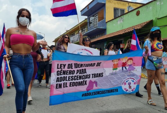 Realizan primer marcha LGBTTTIQ En Metepec