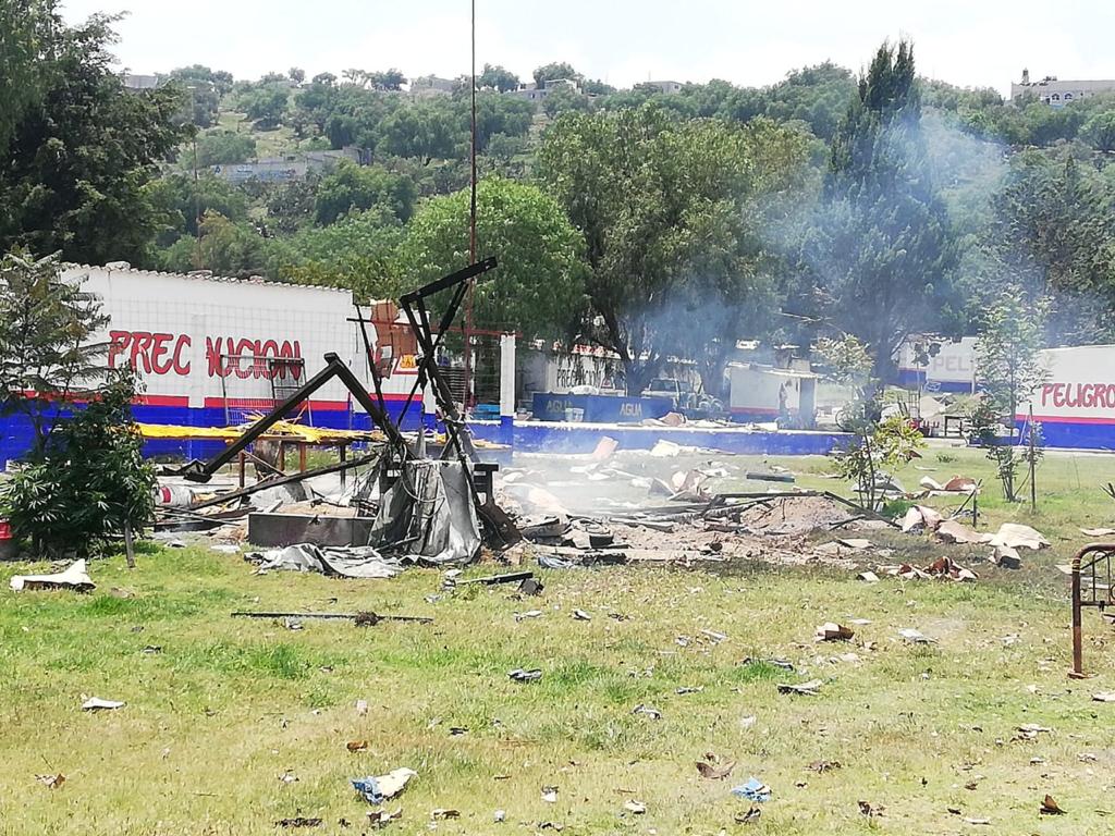 Controlan incendio en polvorín de Tultepec