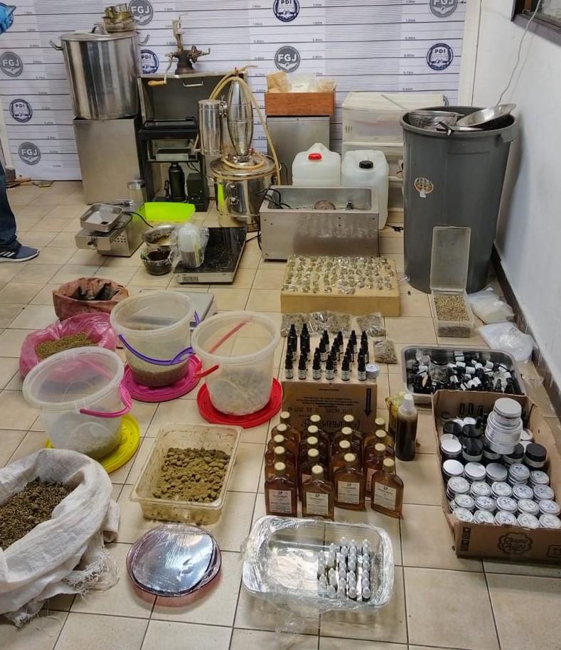 Desmantelan laboratorio clandestino en Metepec