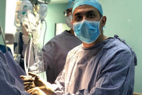Utilizan cirujanos de ISSEMyM, por primera vez en México, técnica para extraer tumor cancerígeno de vías respiratorias