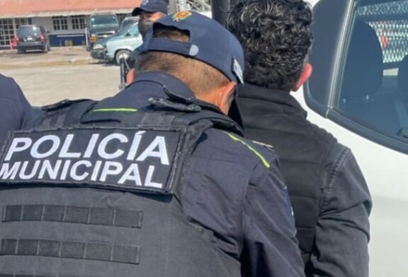 Policía de Metepec detiene a sujeto que irrumpió en TV Mexiquense