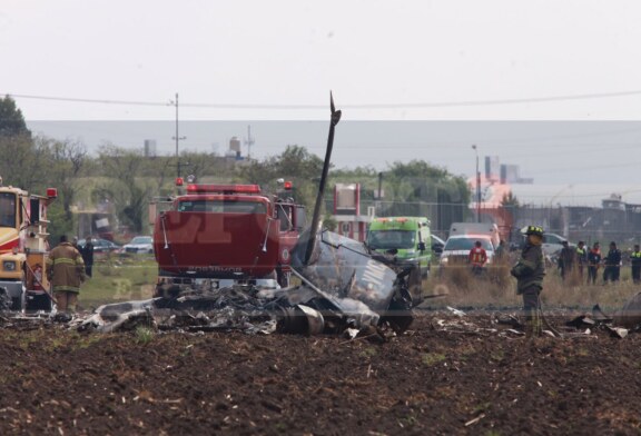 Cae avioneta cerca de aeropuerto de Toluca