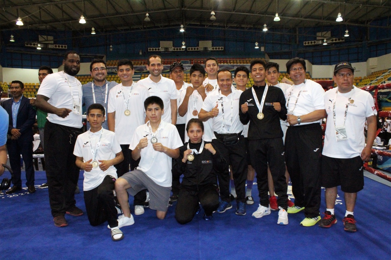 Entrenan boxeadores mexiquenses de manera constante para no perder formación deportiva