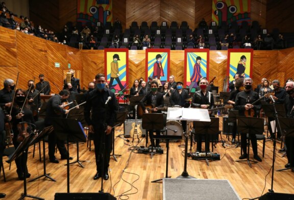 Vibran corazones mexiquenses en concierto The Beatles sinfónico