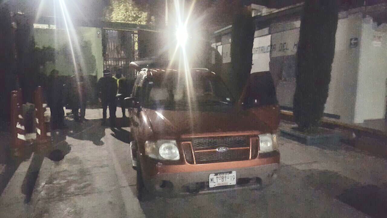 Captura en flagrancia Policía de Toluca a menores por el delito de robo a institución educativa
