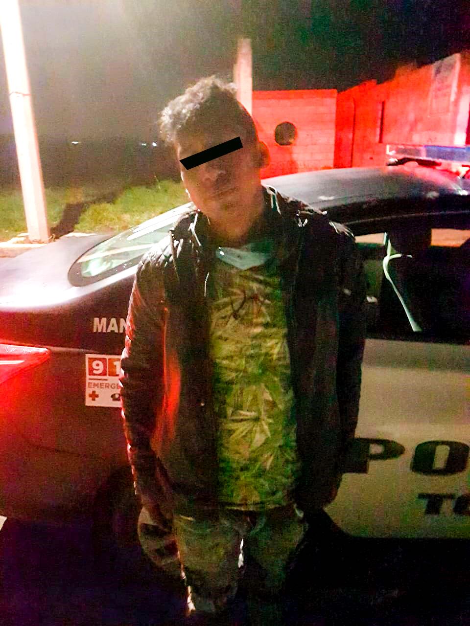 Policía de Toluca, detiene a un sujeto en San Pablo Autopan.