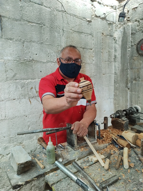 Son juguetes de madera, artesanías con historia y tradición en el Estado de México