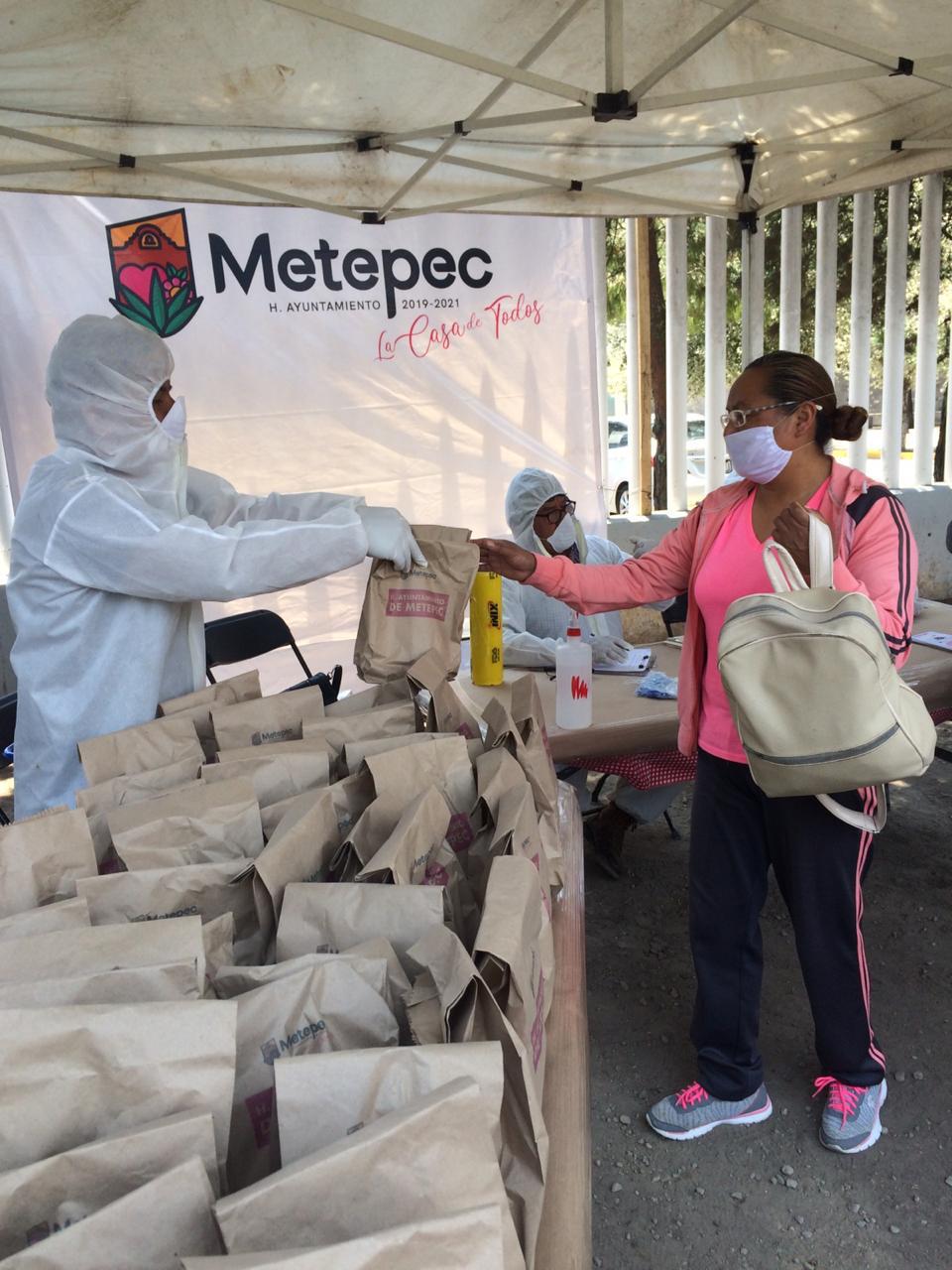 Continúa en Metepec el apoyo a familiares de hospitalizados