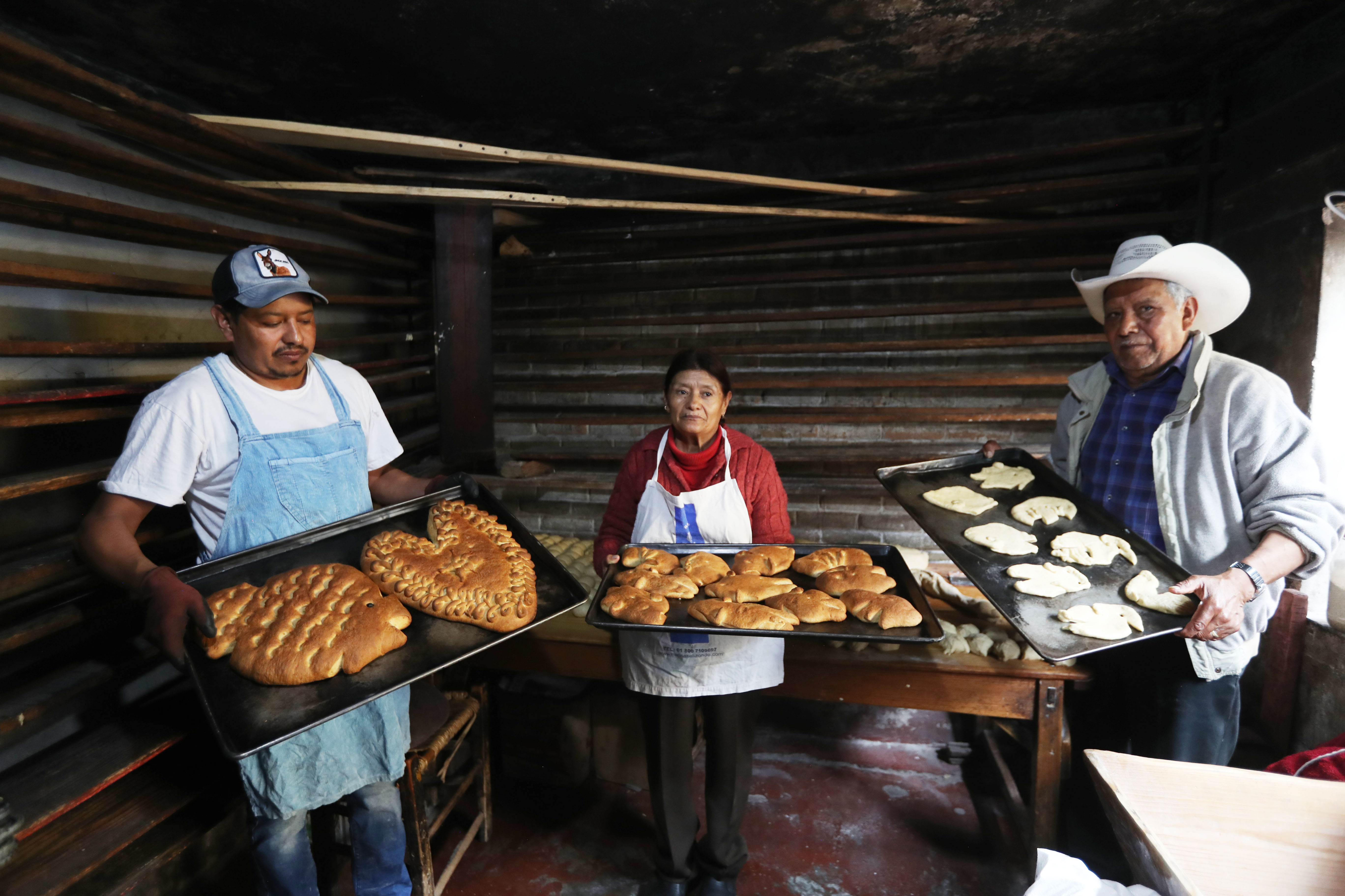 Más de 100 años haciendo Pan artesanal para Día de Muertos