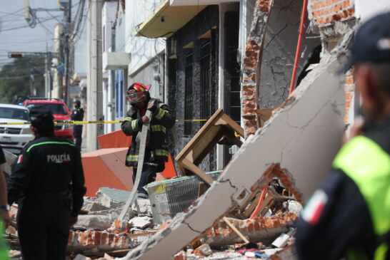 Explosión por gas LP en panadería deja seis lesionados en centro de Toluca