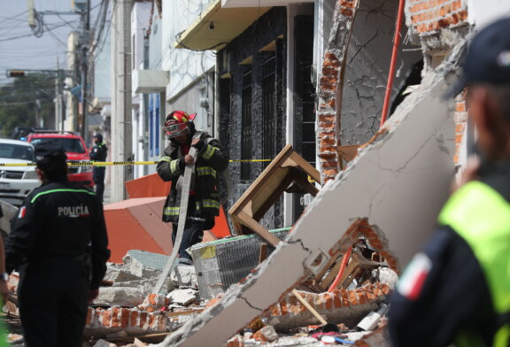 Explosión por gas LP en panadería deja seis lesionados en centro de Toluca