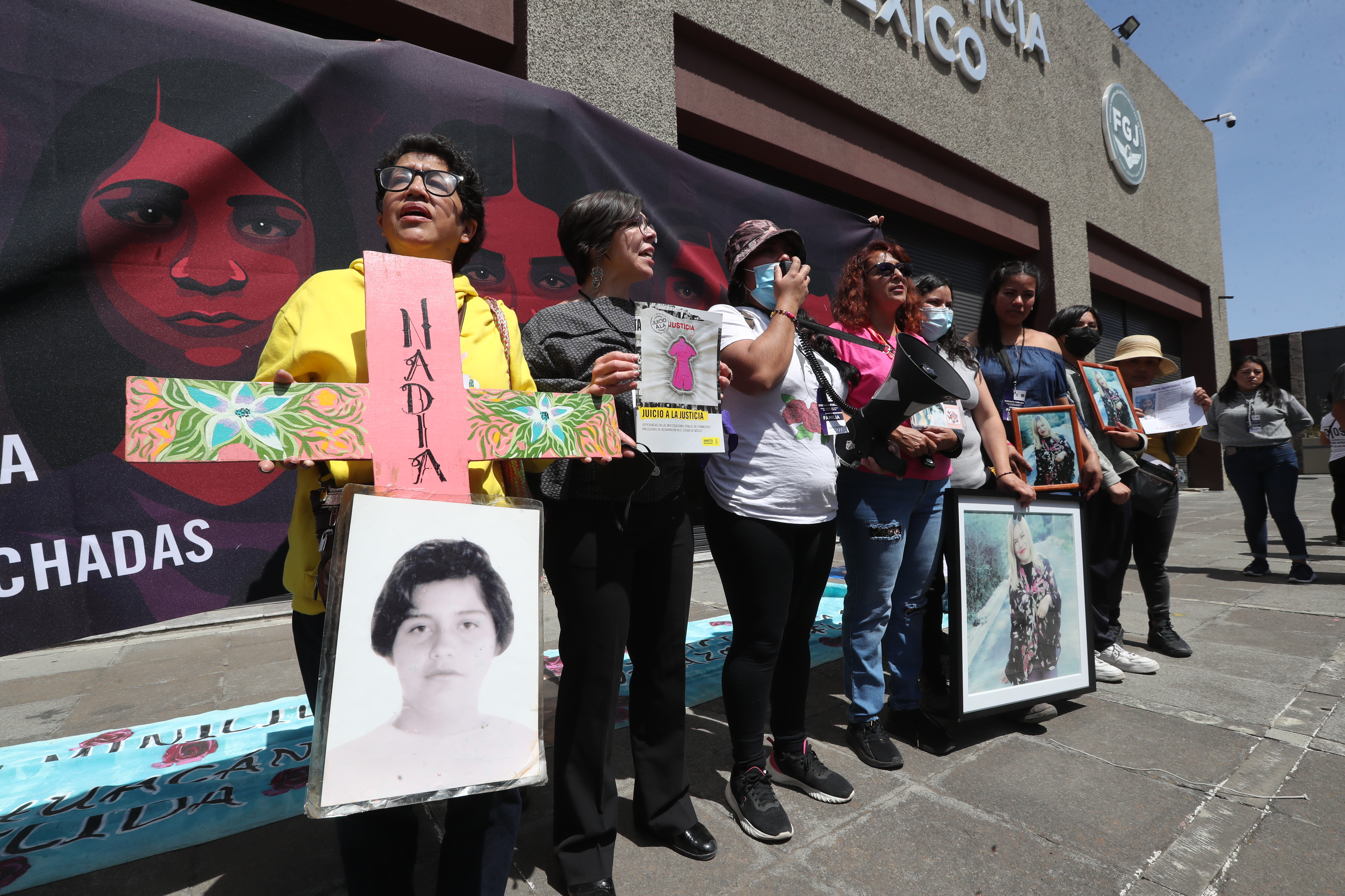 Rechazan disculpa pública de la FGJEM familias de víctimas de feminicidio y desapariciones
