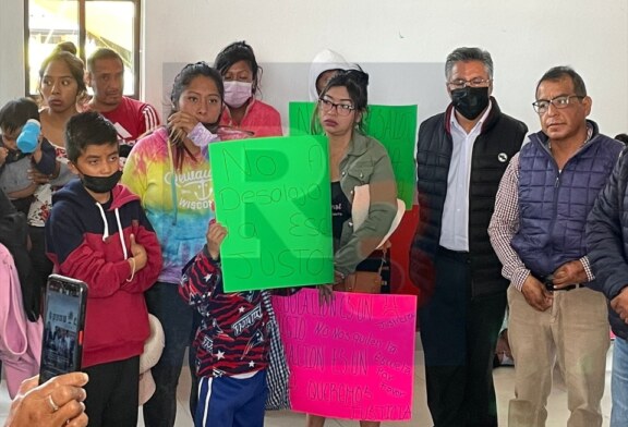 Padre de Familia piden en Xonacatlán que no les quiten su escuela