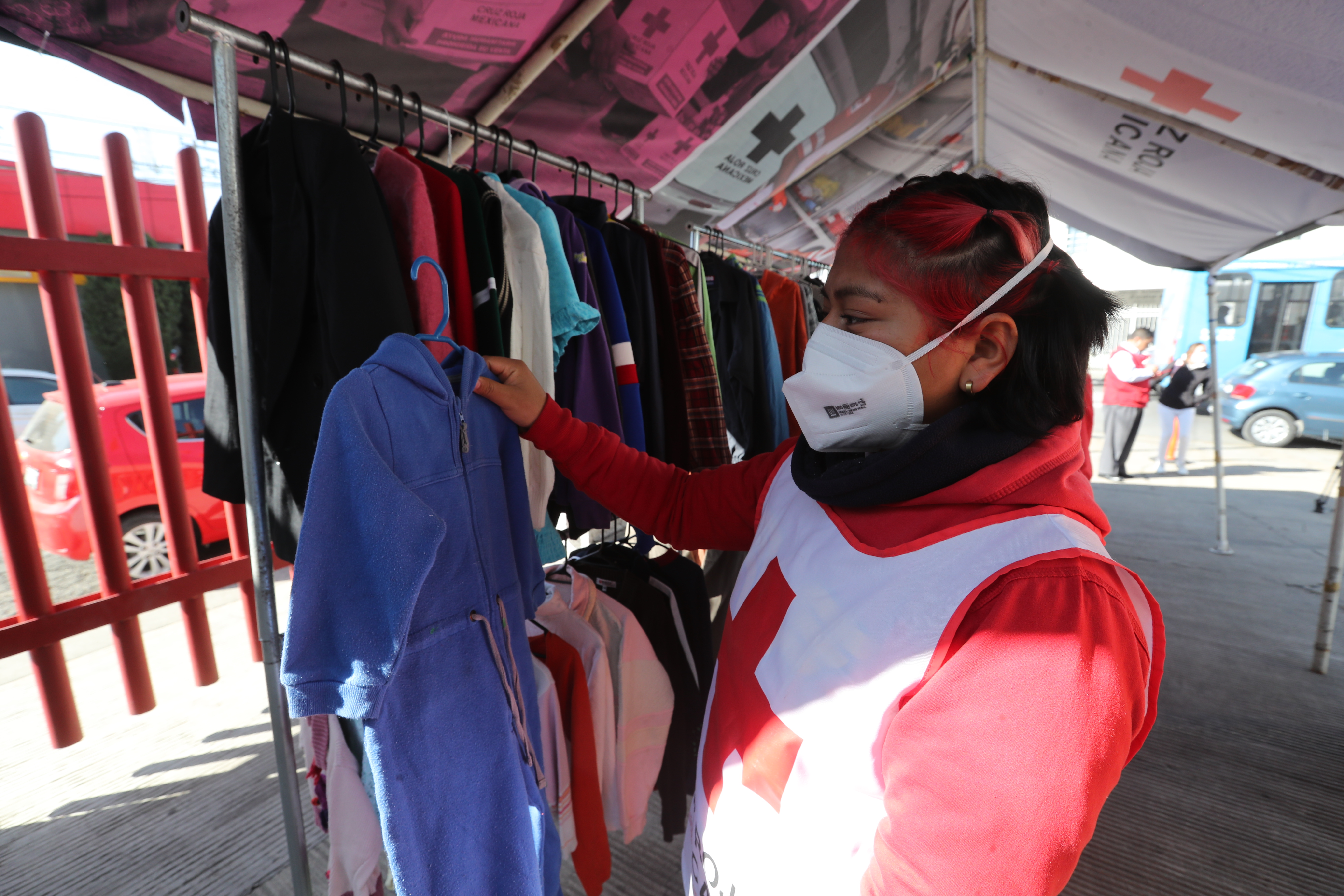 Arranca Cruz Roja Toluca acopio de ropa para familias en vulnerabilidad