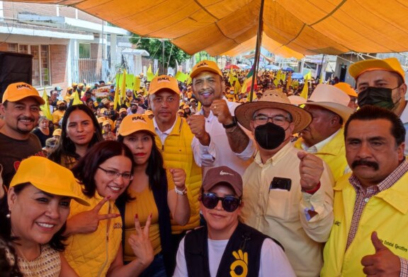 Con el respaldo ciudadano Raúl Navarro se encamina al triunfo por Atlautla