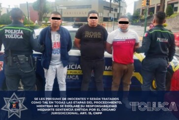 Detienen a tres presuntos ladrones de autopartes en Toluca