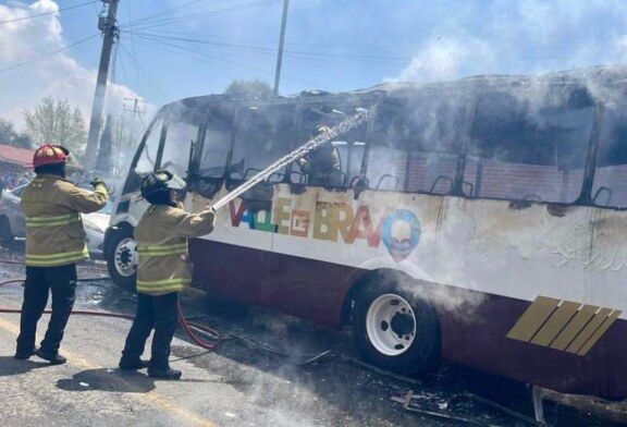 Sofocan bomberos de Metepec incendio de camión