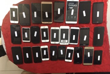Recupera fiscalía mexiquense teléfonos celulares y detiene a cinco personas