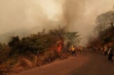 Evacuan Comunidades por Fuerte Incendio en Tlatlaya