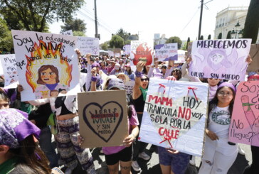 Miles de Mujeres Marchan en Toluca en el Día Internacional de la Mujer