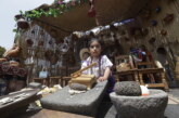 Decenas de niños celebran el Jueves de Corpus en Toluca