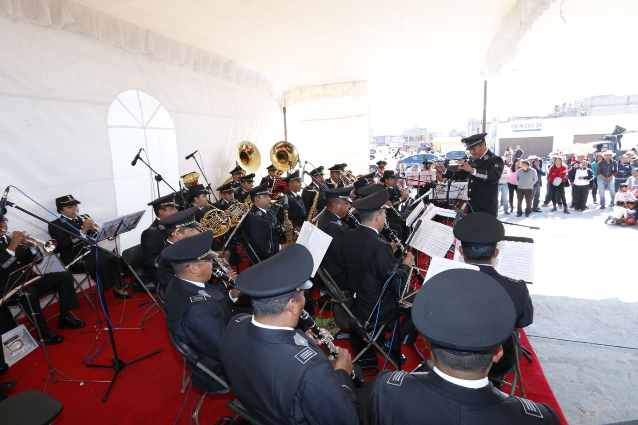 Deleita con espectacular concierto Ejército Mexicano a pobladores de San Pablo Autopan