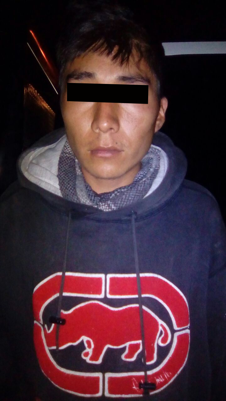 Por presunto robo y daños a la salud arresta Policía de Toluca a dos personas