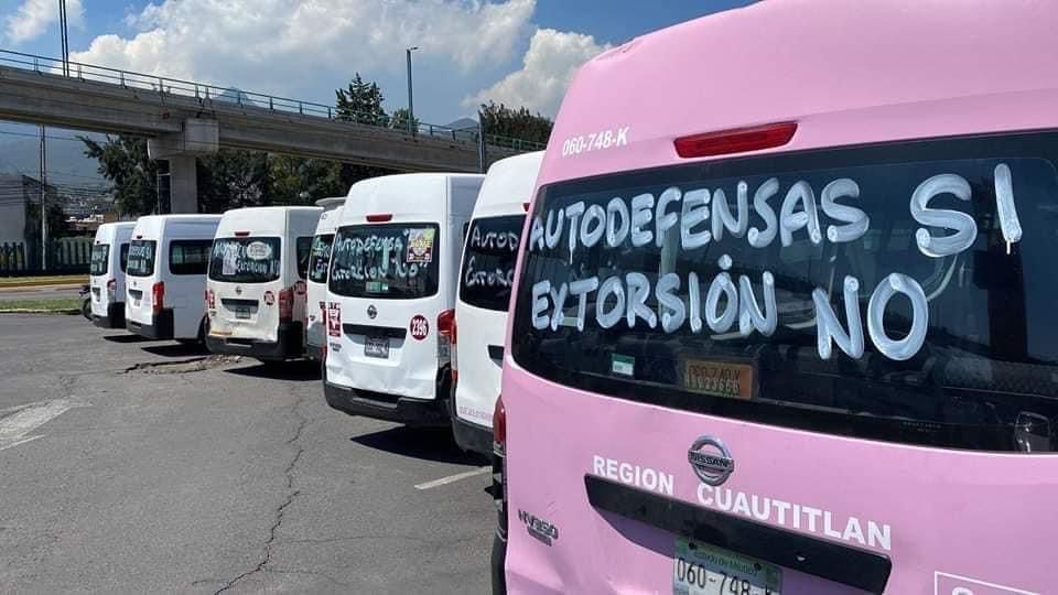 Transportistas del Valle de México ponen alto a la extorsión, retienen a Policía Estatal