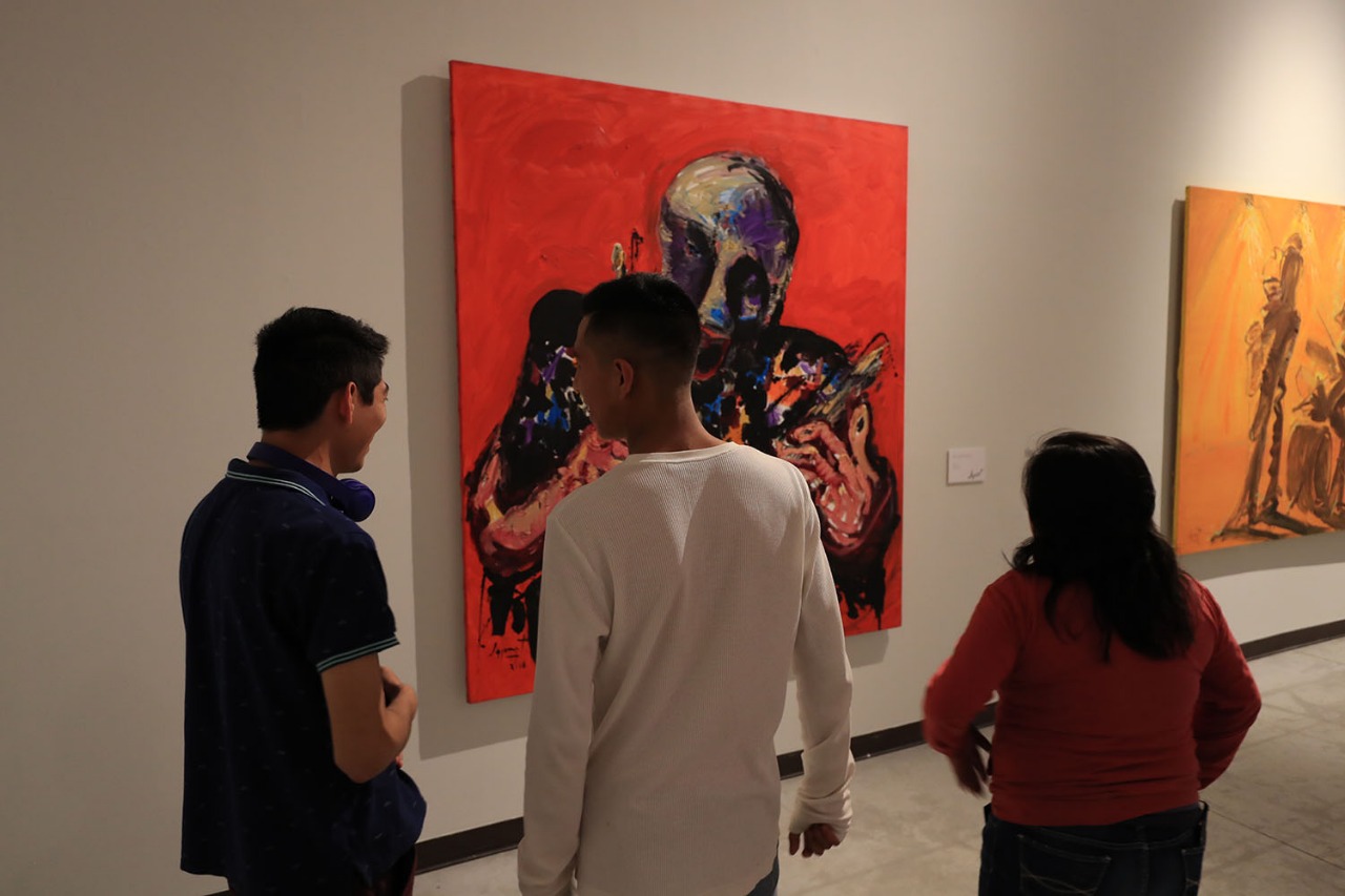 Plasman el arte y la música en la exposición  “retrato de ausencia” de jazzmoart